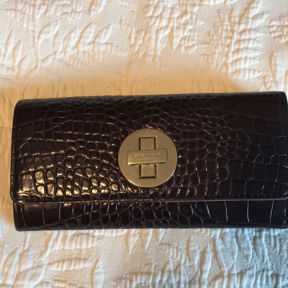 Kate Spade wallet, brown alligator pattern leather.